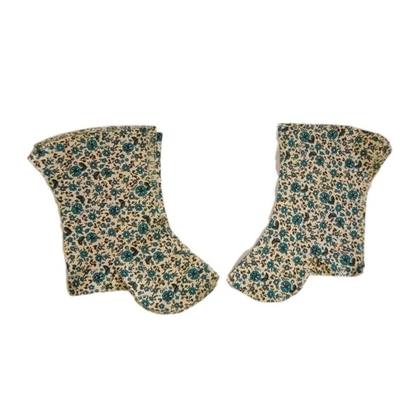 (16) 17" Boots Booties Unfinished Precut Quilt Top Blocks Project Pieces Sewing - Picture 1 of 5